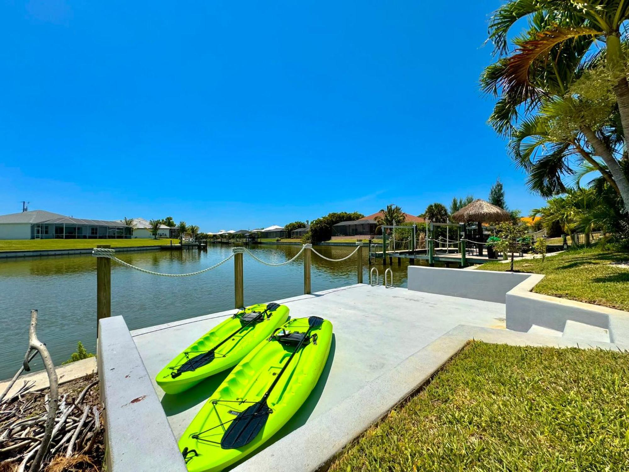 Cape Coral Gulf-Access Gem Villa Exterior photo